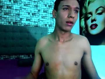 Stiven4_, 18 years old, GOAL: squeeze nipples [25 tokens remaining] Welcome to my room! Im your favorite model 😏🔥 #gay #young  #skinny #18 #feet, webcam photo