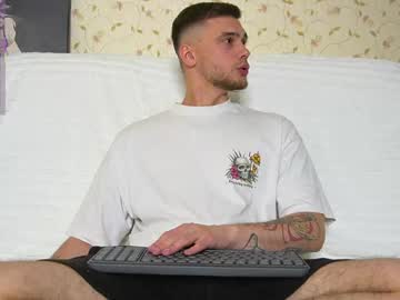 Stoneislandjohn, 23 years old, I`m NEW here! #new #bigcock #young #hairy #teen, webcam photo