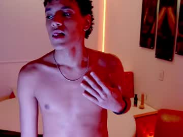 Stuartgab, 20 years old, 🔥 Know me and let me fullfil all your fantasies!! 🔥 🎯 Get Naked + Spanks  x5 [17 tk left] #bigcock #cum #new #young #student, webcam photo