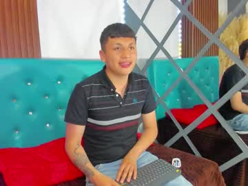 Sweet_smiith, 18 years old, GOAL: Sexy dance + show boobs [61 tokens remaining] Welcome to my room! #teen #18 #cum #slave #ass, webcam photo