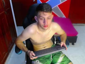 takis_mix - Live Male Cam – Free Gay Cam Show