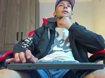 tayer_bennet - Live Male Cam – Free Gay Cam Show
