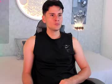 Taylor_bigcock_7896, 30 years old, ✨ My really big monster cock ready for big cum on you with toy on ass. 🥛💦 🎯 ❤️Naked Body [150 tokens left] #bigcock #twink #cum #lovense #18, webcam photo