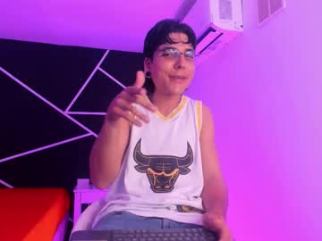 Taylord_boy, 22 years old, GOAL: Dance Sexy [153 tokens remaining] Welcome to my room! i'm new here, come, accompany me #feet #young #pvt #bigcock #new, webcam photo