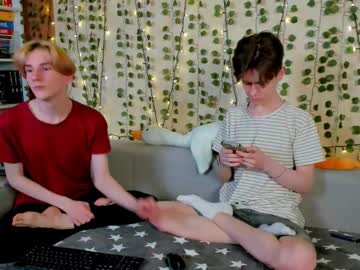 tedy_lun - Live Male Cam – Free Gay Cam Show