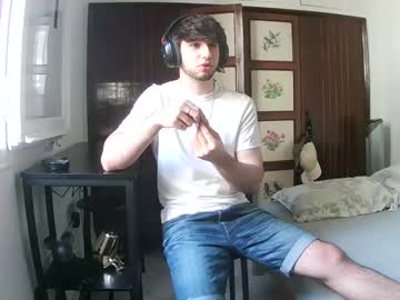 thebulgueboyy – Watch Him Jerk, Strip, & Show It All