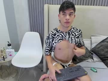 Theosteel_, 18 years old, GOAL: Sexy Dance [49 tokens remaining] Welcome to my room! #feet #Gay #anal #teen #new #18 #latin #hairy, webcam photo