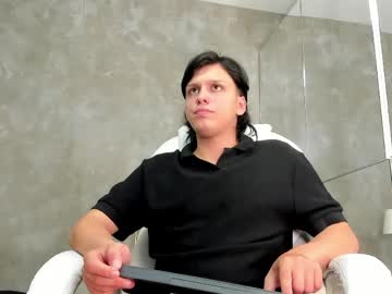 Thiago_klein, 21 years old, Bulge teasing [20 tokens left] Cute boy, boyfriend experience #new #latino #teen #young #braces, webcam photo