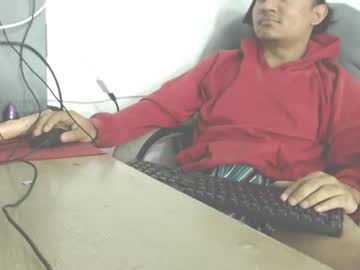 Thiagohoyos, Working remotely and feeling a bit bored... Save me from the daily routine in the chat 💬✨Shirt Off 👕 [267 tokens remaining] #new #male #bigdick #latino #horny  #leche #male #male #bi #young #gay, webcam photo
