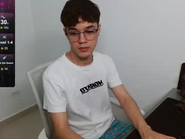 Thin_thomas, 19 years old, Hi, I'm new here! Come by and say hi! #new #twink #18 #gay #bigcock, webcam photo