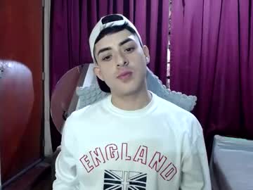 Thom_yourbaby, 22 years old, Thom_yourbaby's room #new #twink #18 #young #feet, webcam photo