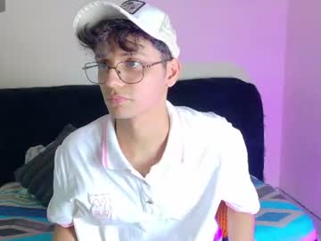Tifany_eiden, GOAL: cum show [542 tokens remaining] hey, help my pussy #18 #young #teen #twink, webcam photo