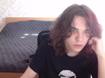 Tiiiiiiiiiim, 18 years old, ❤️ Lets play! 🎯 ❤️ Welcome to my room! [10 tk left] #shy #teen #new #18 #sexy, webcam photo
