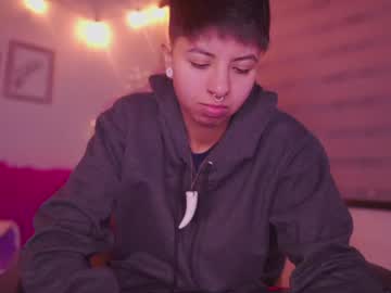 tomboy_tommy - Live Male Cam – Free Gay Cam Show