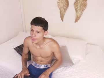 Tommymota, GOAL: Totally naked [100 tokens remaining] Welcome to my room! #feet #twink #slim #lovense #new, webcam photo