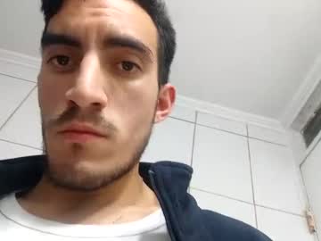 tommypv20 – Live Performer
