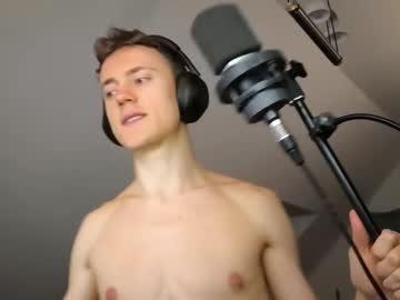 Tomtimon11, Fund a Porno | Road to 1000 Tokens! | Silent Stream. Just watching. | #young #18 #boy #gamer #twink [302 tokens remaining], webcam photo