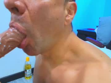 Toro_hot, 39 years old, DO YOU LIKE MY COCK? // I have a hard cock and I want to play for a while  //  bigcock #mature #muscle #cum #feet [210 tokens left], webcam photo