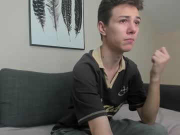 Twinkguy_slim, 18 years old, Public cum show [1718 tokens left] #18 #young #lovense #twink #uncut, webcam photo