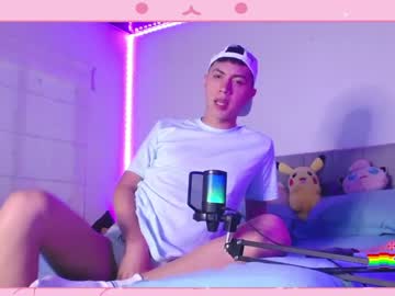 Twinktroye, GOAL: sexy dance [50 tokens remaining] Welcome to my room! #anal #femboy #young #18 #feet #gay, webcam photo