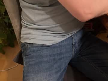 Unflexibleninja, 37 years old, Unflexibleninja's room #german #english #dadbod #new #uncut, webcam photo
