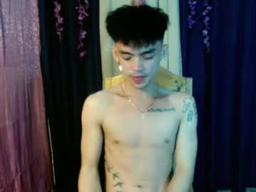 urhunky_boy - Live Male Cam – Free Gay Cam Show
