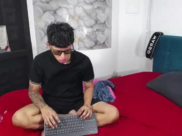 Valen_fox_01, 18 years old, COME TO KNOW MY STR8 ROOMATE⚠️🧱💦👅 #straight   #bigcock #cum #18 #new, webcam photo