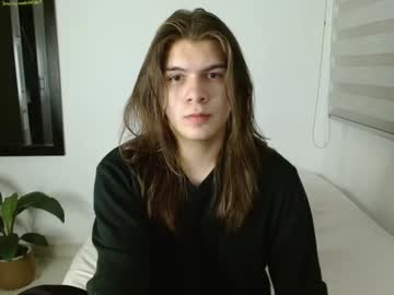 victor_deep - Live Male Cam – Free Gay Cam Show