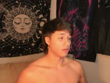 victorino_jhonson – Watch Him Jerk, Strip, & Show It All
