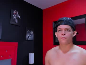 vincent_collins - Live Male Cam – Free Gay Cam Show