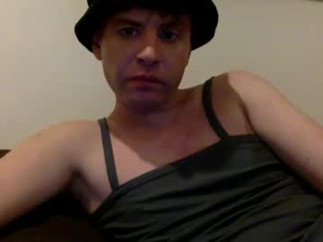 vinnyg222 - Live Male Cam – Free Gay Cam Show