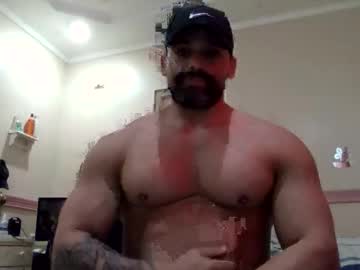Vitto_hammer5758, make me cum with your tokens - Goal: Naked jerking off [600 tokens left] #muscle #bigdick #uncut #new, webcam photo