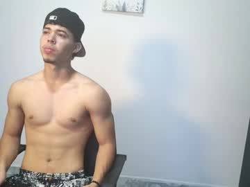 wesley_7 - Live Male Cam – Free Gay Cam Show