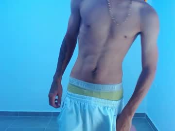 Wild_fantasy_69, ❤️💋 Lets play! 💦 🎯 ❤️Show Panties👙 [200 tokens left] #18 #latinos #couple #cumshow #showfuck #hot, webcam photo