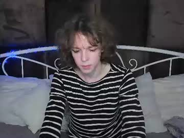 Wiley_barrington, 20 years old, GOAL: For a good start [124 tokens remaining] Welcome to my room! #young #twink #new #femboy #ass, webcam photo