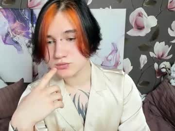 Winxxxyy_wrong, take off shirt #18 #femboy #twink #young #cum [98 tokens remaining], webcam photo