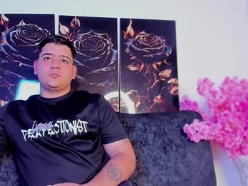 Winy_hot, Winy_hot's room #anal #cum #latinos #dirty #new, webcam photo