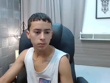 Xavii_18_, 21 years old, GOAL: flash dick [35 tokens remaining] Welcome to my room! #skinny #18 #teen #twink #latin, webcam photo