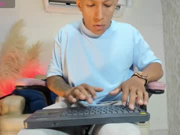 Xpantera_, Show my bigcock 🍆 [33 tokens left] #new #latino #bigcock #cum #young, webcam photo