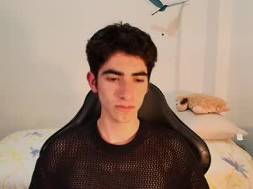 Yaakov_, 20 years old, Take off T-shirt [89 tokens left] #young #twink #new #femboy, webcam photo