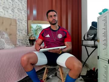 yafir_ – Watch Him Jerk, Strip, & Show It All