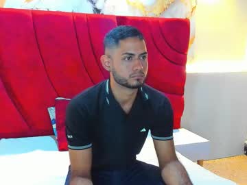 yeferson_scott - Live Male Cam – Free Gay Cam Show