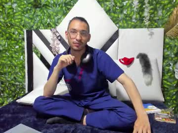 yolk_vers - Live Male Cam – Free Gay Cam Show