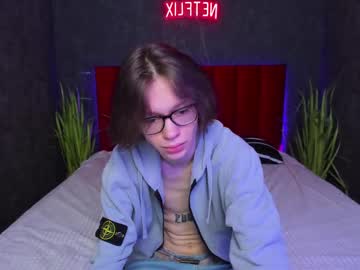 Yuriy_davis, 22 years old, Teasing [180 tokens left] #teen #new #tattoo #twink #shy, webcam photo