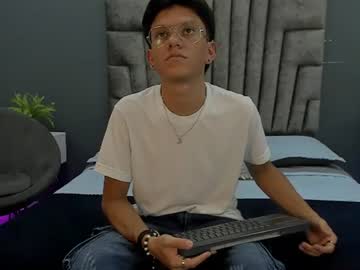Zack_dehaan, GOAL: Get Naked [48 tokens remaining] Welcome to my room! #new #young  #cum #twink #18, webcam photo