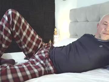 Zamo_3, Zamo_3's room #tall #feet #mature #uncut #smallcock grows to 7, webcam photo