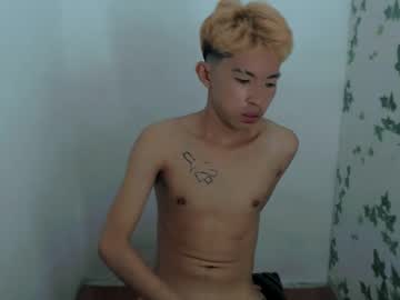 zian_smith – Watch Him Jerk, Strip, & Show It All